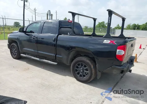 2021 Toyota Tundra Double Cab Sr/Double Cab Sr5 z USA, uszkodzony, nr VIN 5TFRY5F16MX277097